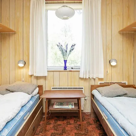Appealing Holiday In Jutland With Terrace 度假居 乌尔夫堡